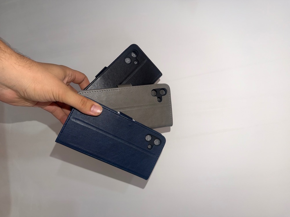 کیف چرمی مگنتی سامسونگ مدل A06